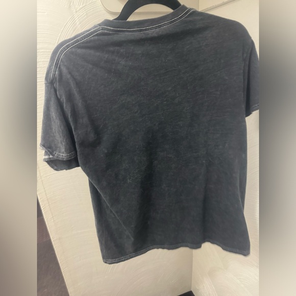 medium unisex nirvana shirt - Picture 3 of 3